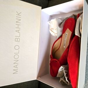 NEW Manolo Blahnik Women's Red Suede Shoes